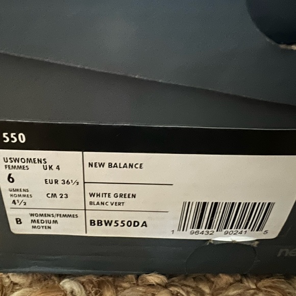 NWT New Balance 550 Sneakers Sea Salt Verdigris and Poppy Women’s Various Sizes - Picture 16 of 16